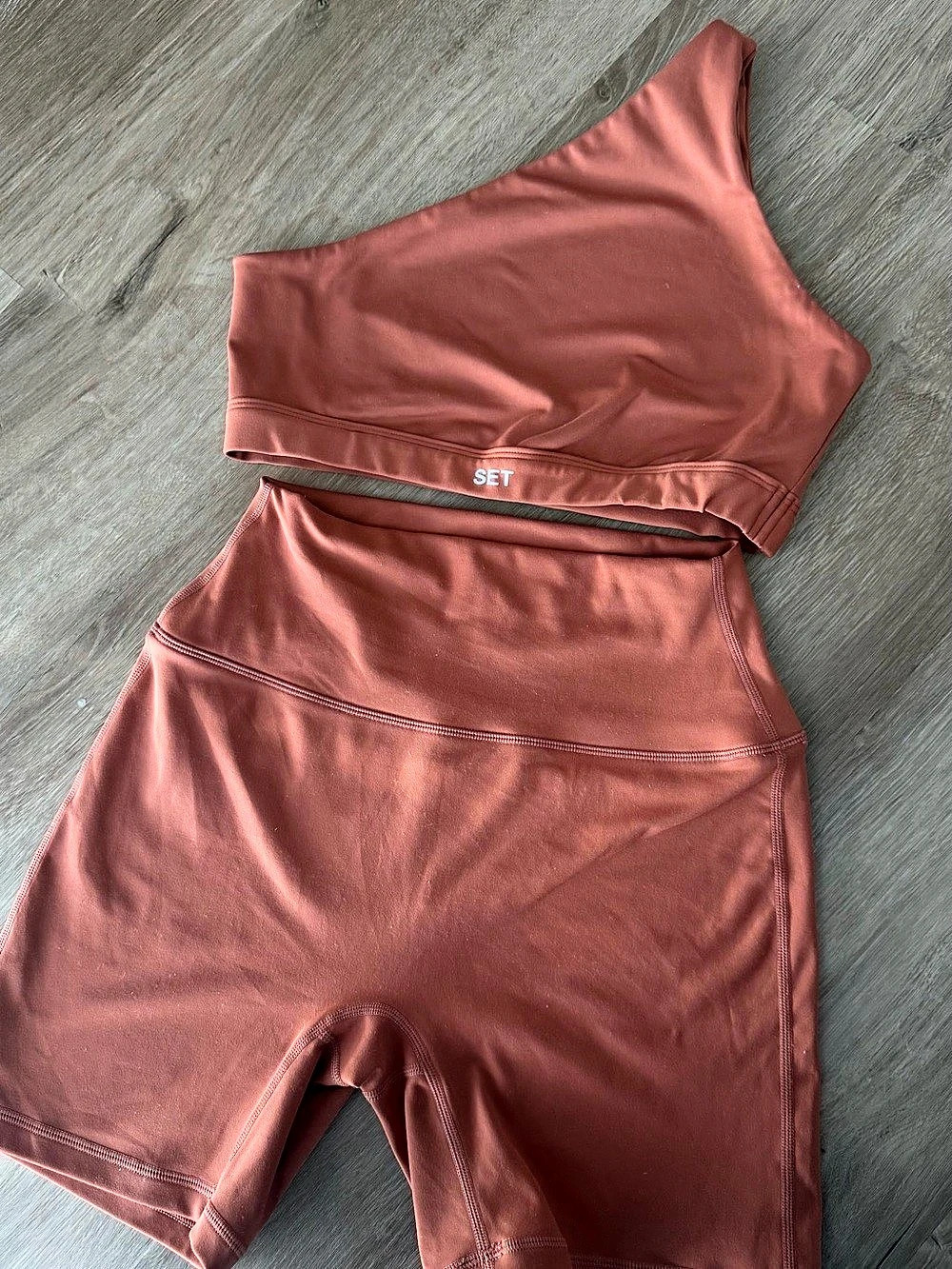 Set Active Burnt Orange Set | Like New